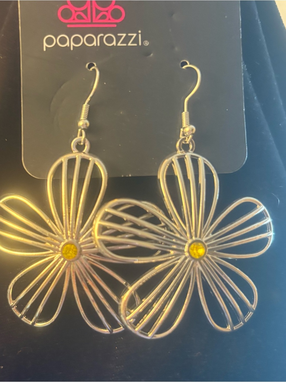 Paparazzi Silver Floral Wire Drop Earrings with Yellow Centers